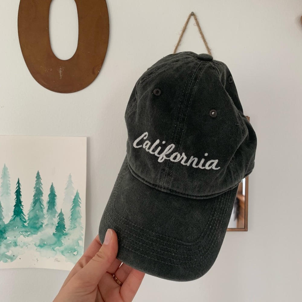 Brandy Melville California Hat